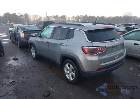 2021 Jeep Compass Latitude Fwd z USA, uszkodzony, nr VIN 3C4NJCBB3MT509947